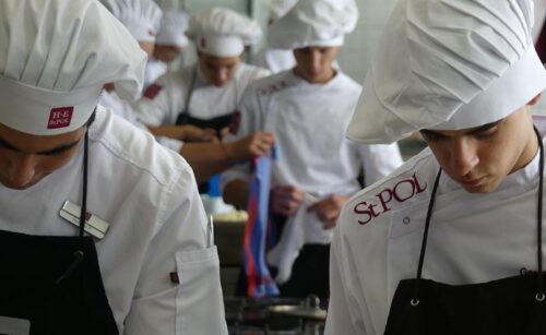 Sopar solidari a l’Escola Universitària d’Hoteleria de Sant Pol