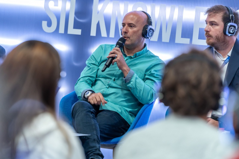 Oriol Dolader destaca la logística del Banc dels Aliments a la Fira del SIL